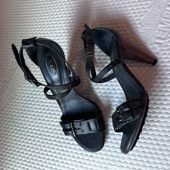 Tom Ford Grey Leather Buckle Strap Sandal Heels Wood Block US 6/6.5 EU 36.5 - Picture 6 of 11